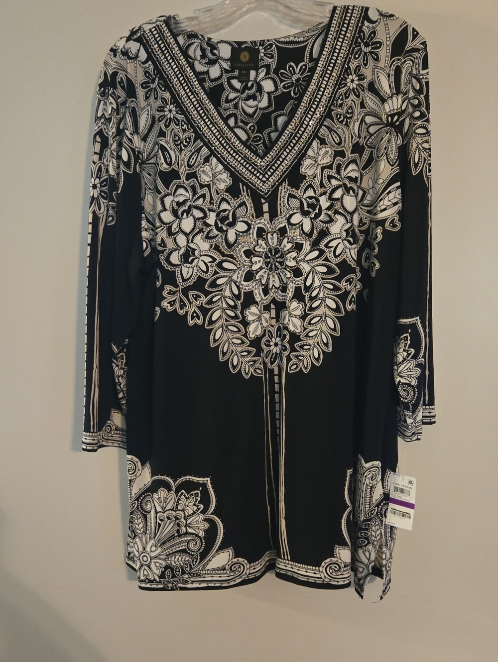 JM Collection Black Posh Petals Top XXL